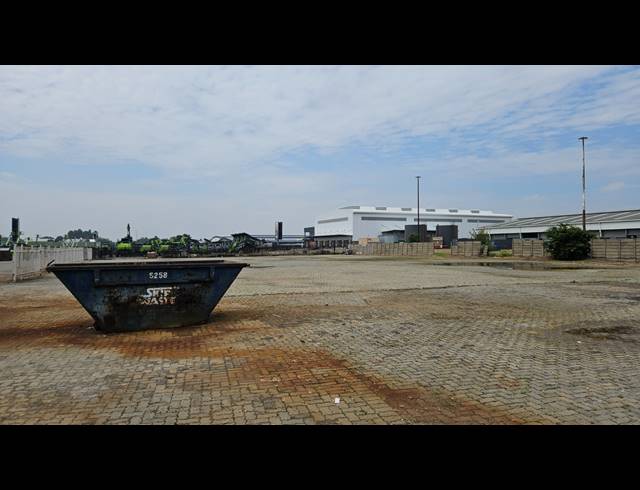 6,974M² WAREHOUSE TO LET IN HUGHES